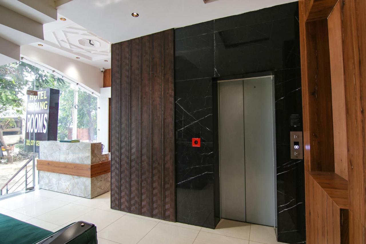 Fabhotel Spring Amritsar Exteriör bild